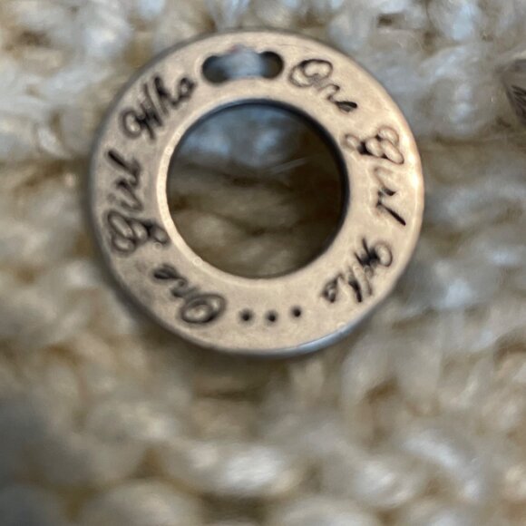 One Girl Who Cable Knit Cardigan Wool Sweater With Chunky Buttons & Ribbed - Picture 4 of 11